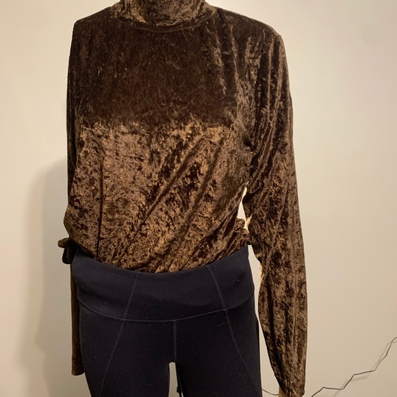 Vintage Mic MaC Women’s Velour Mock Neck Top - Picture 7 of 7